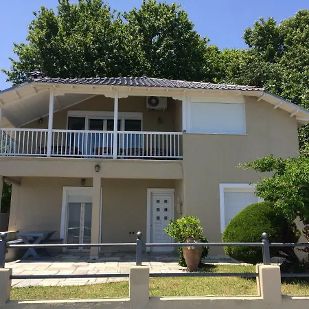 Aegean Blue Tatil Evi *